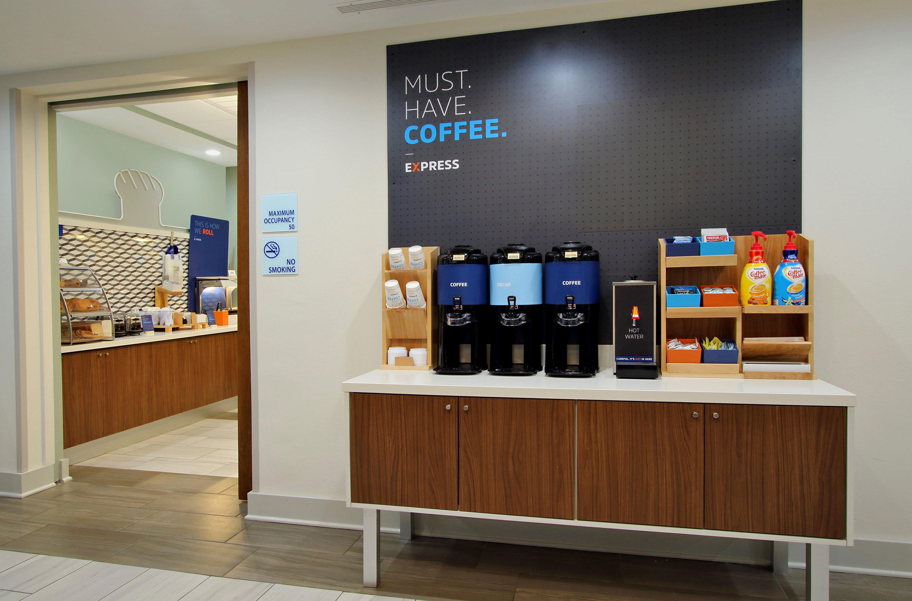 Holiday Inn Express & Suites Brady By Ihg Extérieur photo