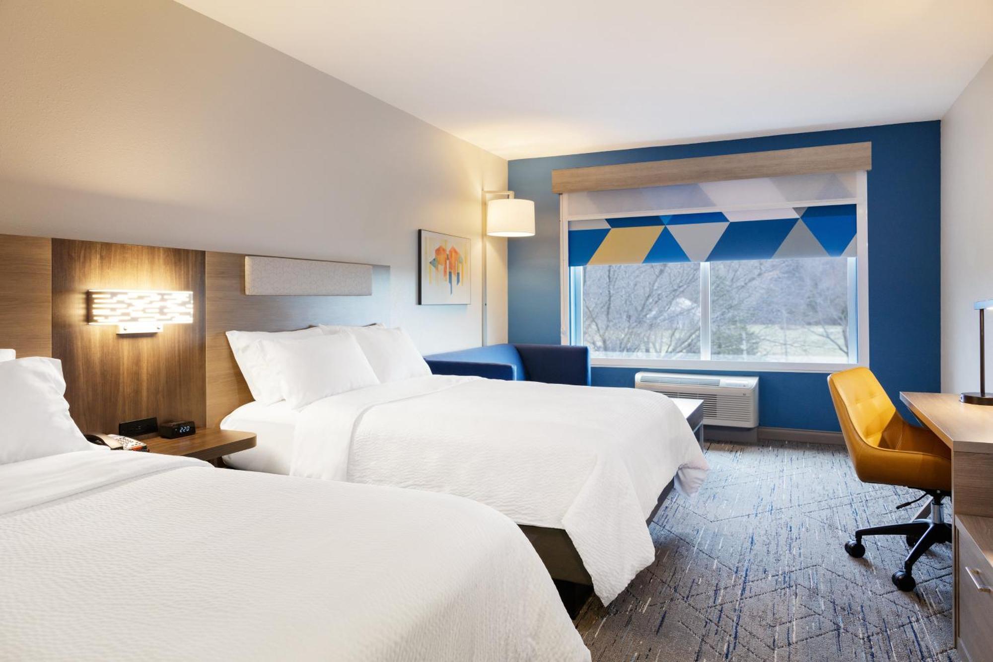 Holiday Inn Express & Suites Brady By Ihg Extérieur photo