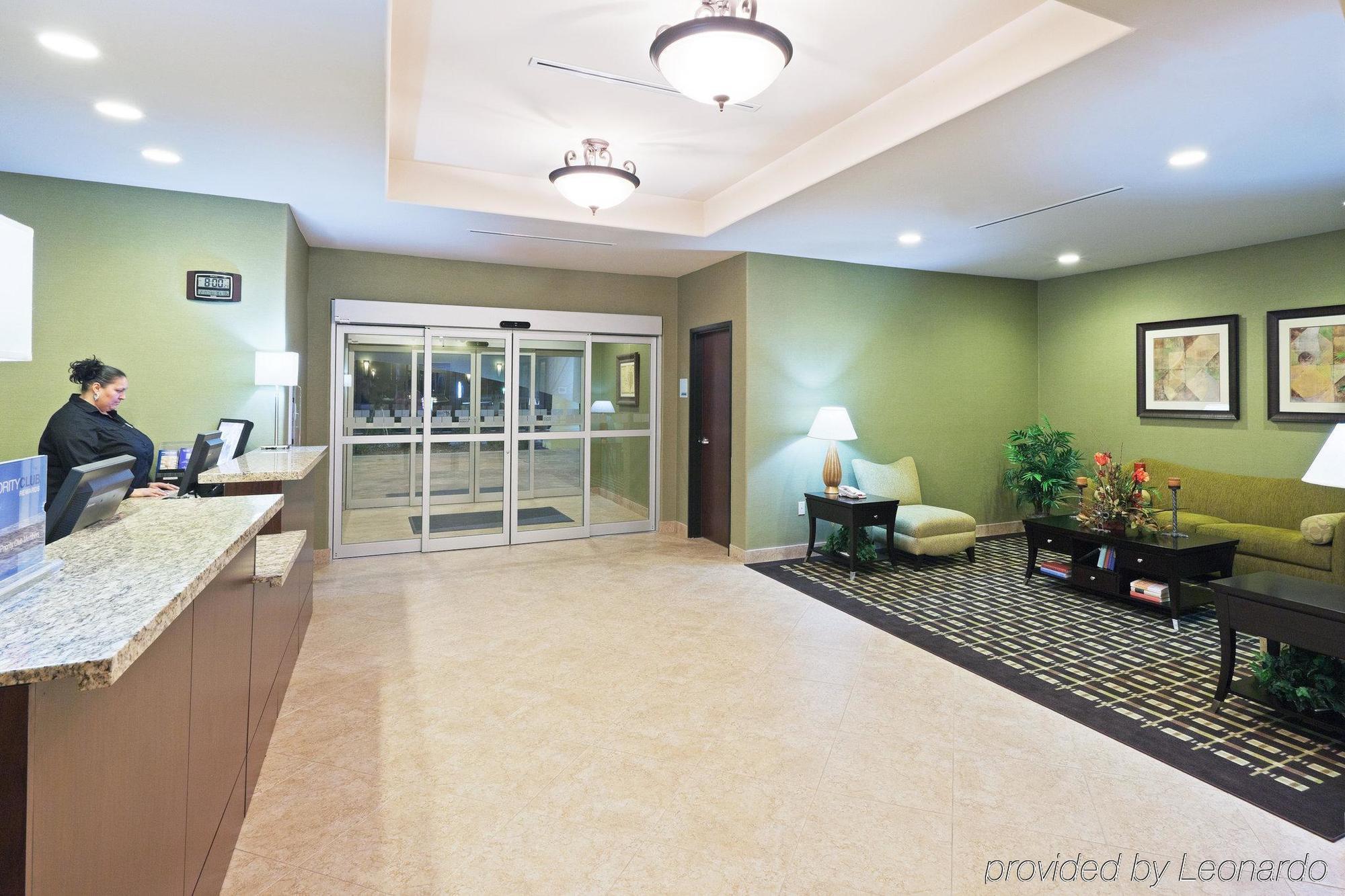 Holiday Inn Express & Suites Brady By Ihg Intérieur photo