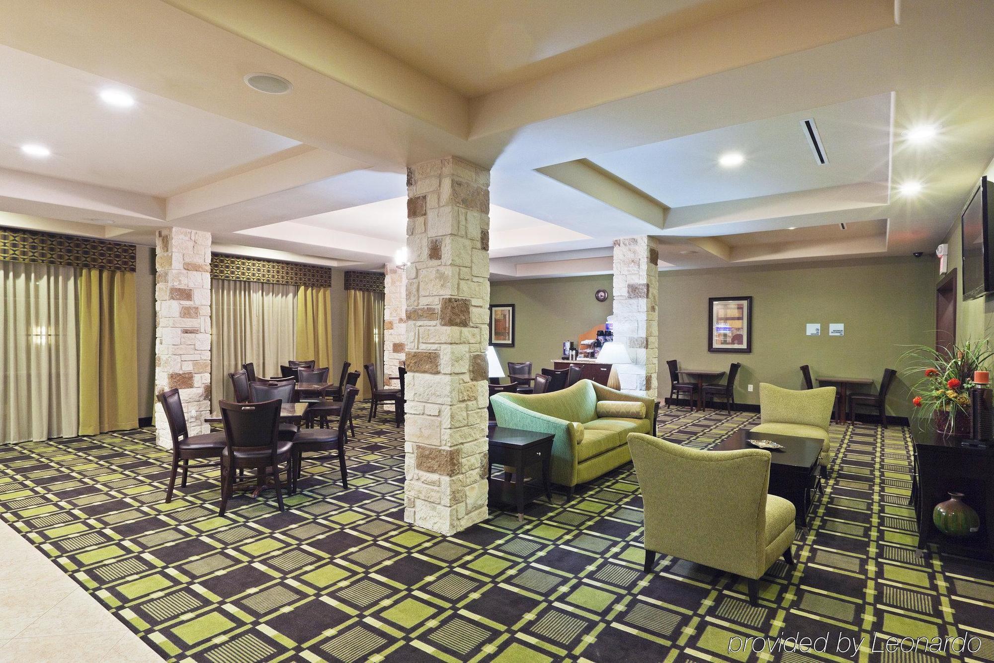 Holiday Inn Express & Suites Brady By Ihg Intérieur photo